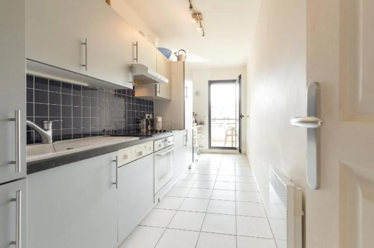 Cannes Centre 2Mins From Beach Stunning 3-Bed Apt 0*,  France