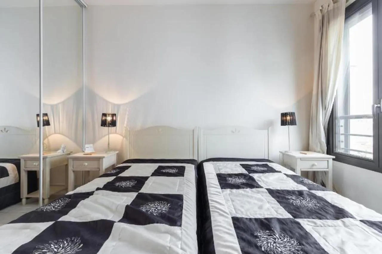 Cannes Centre 2Mins From Beach Stunning 3-Bed Apt