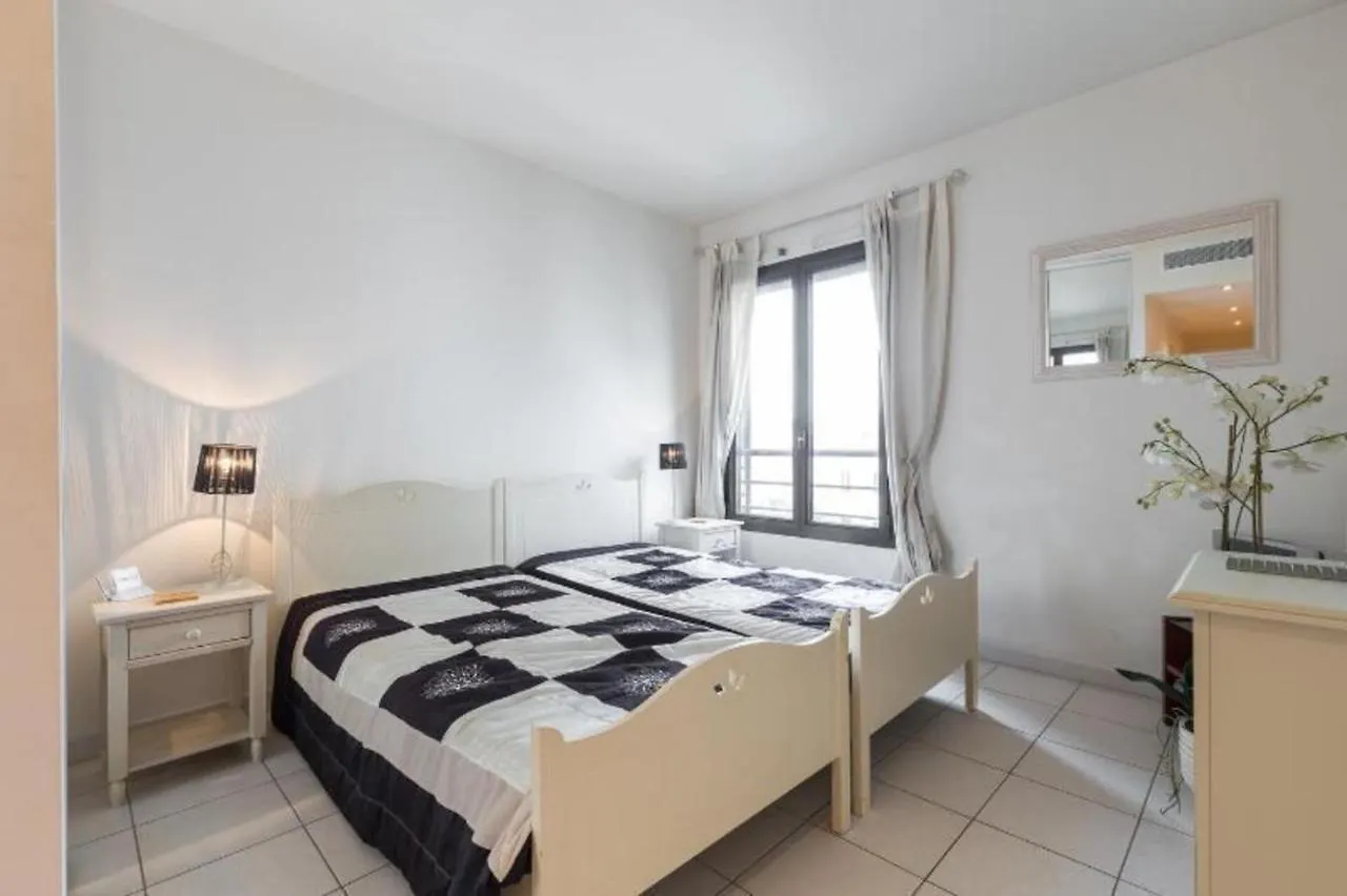 Apartment Cannes Centre 2Mins From Beach Stunning 3-Bed Apt