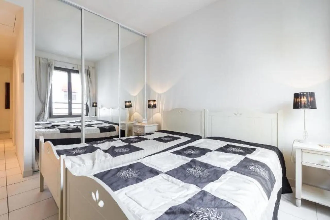 Apartment Cannes Centre 2Mins From Beach Stunning 3-Bed Apt