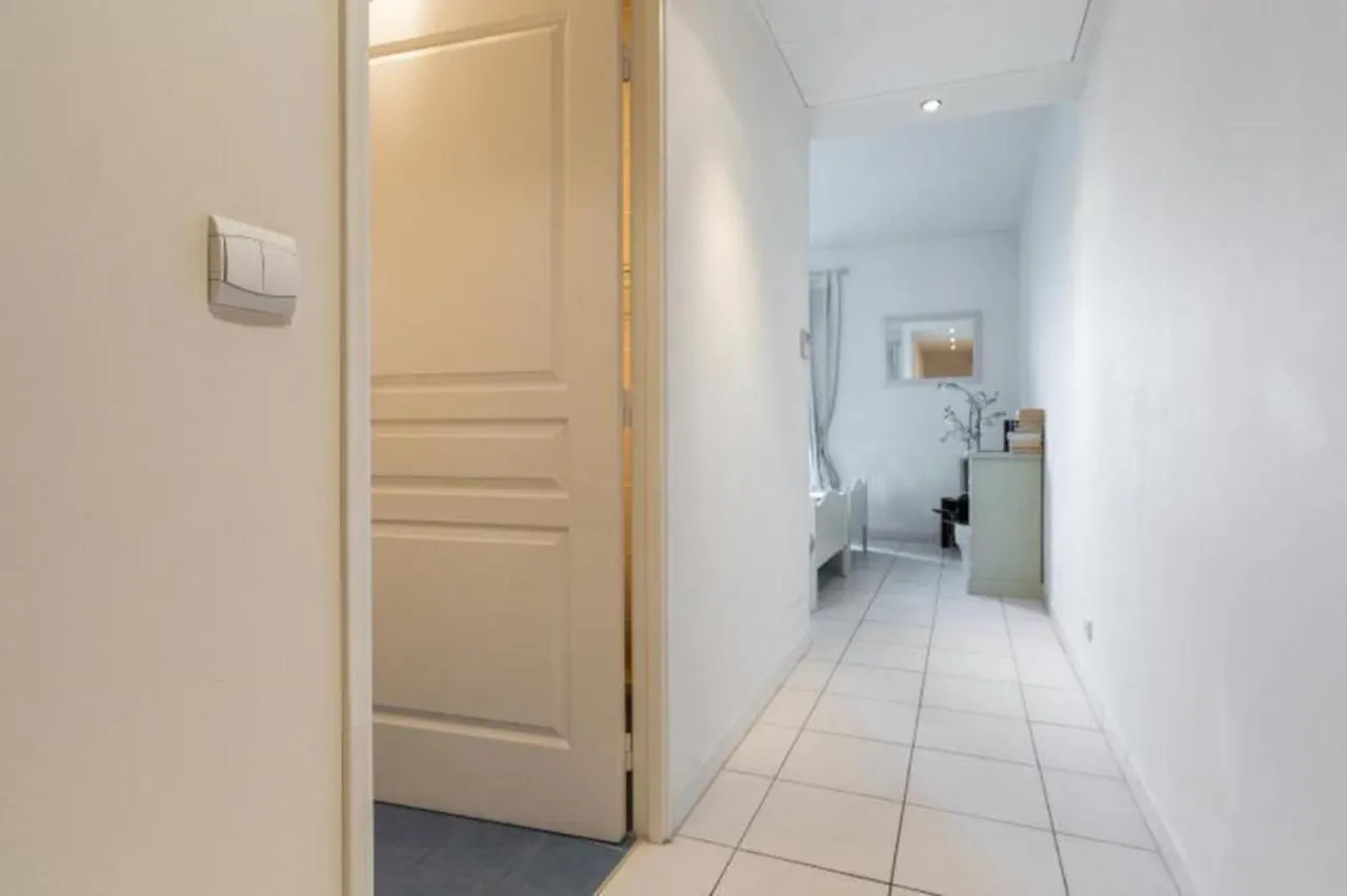 Cannes Centre 2Mins From Beach Stunning 3-Bed Apt